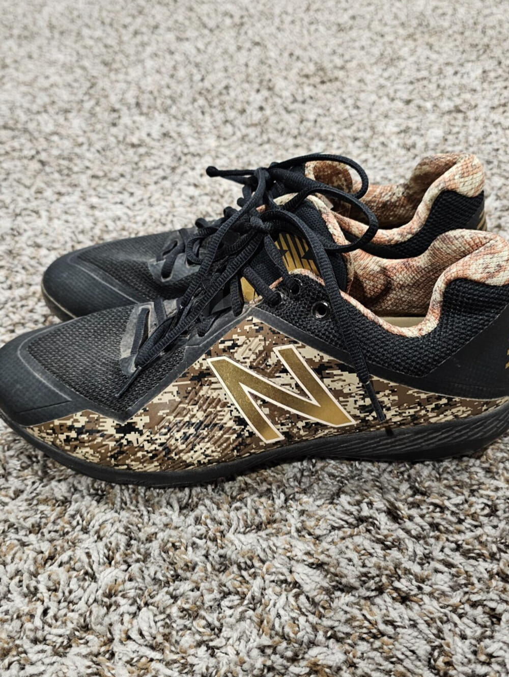 New Balance 4040 v4 "Memorial Day" baseball cleats Mens Sz 12.5 Black Gold